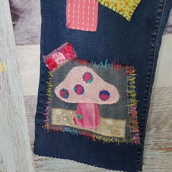 Upcycled Levi's Mushrooms Birds Florals Lace Hand Stitched Jeans Sz 14 1023 - Picture 4 of 12